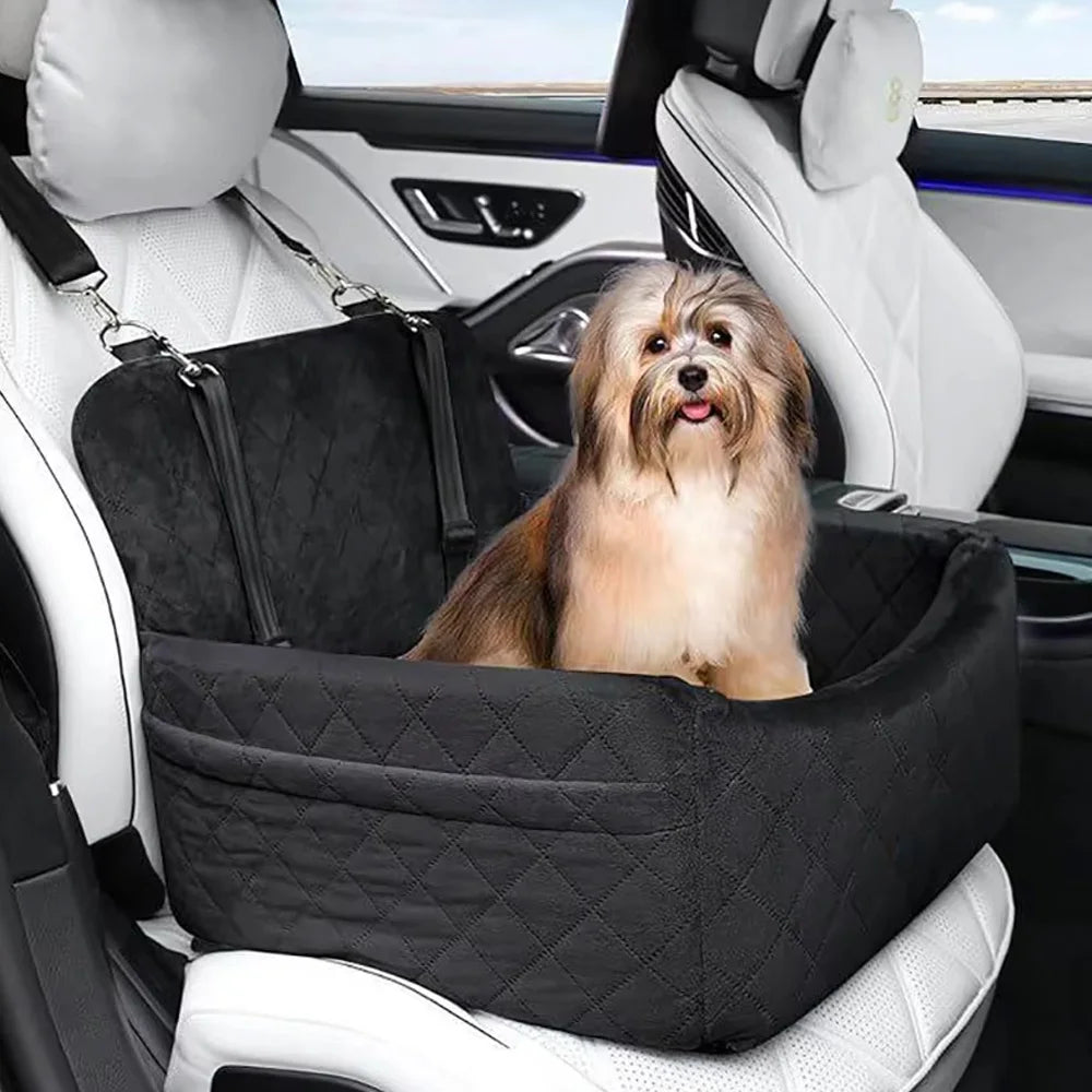 La cama de viaje lavable de piel para mascotas para el coche