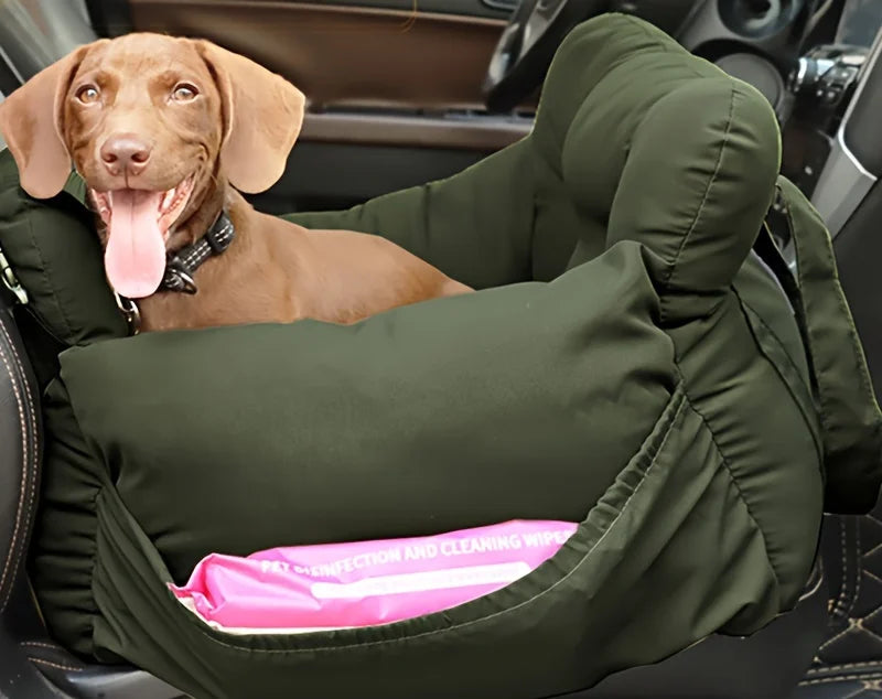 La cama de asiento para perros pequeños The Fur Secure con cinturón de seguridad