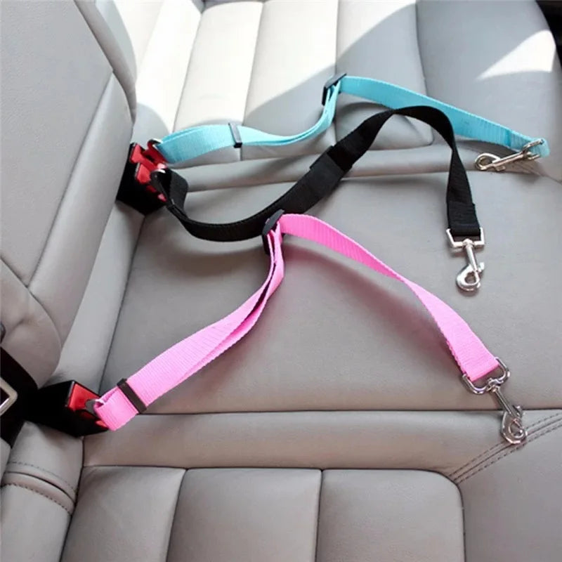 El clip ajustable para cinturón de seguridad para coches de mascotas Fur