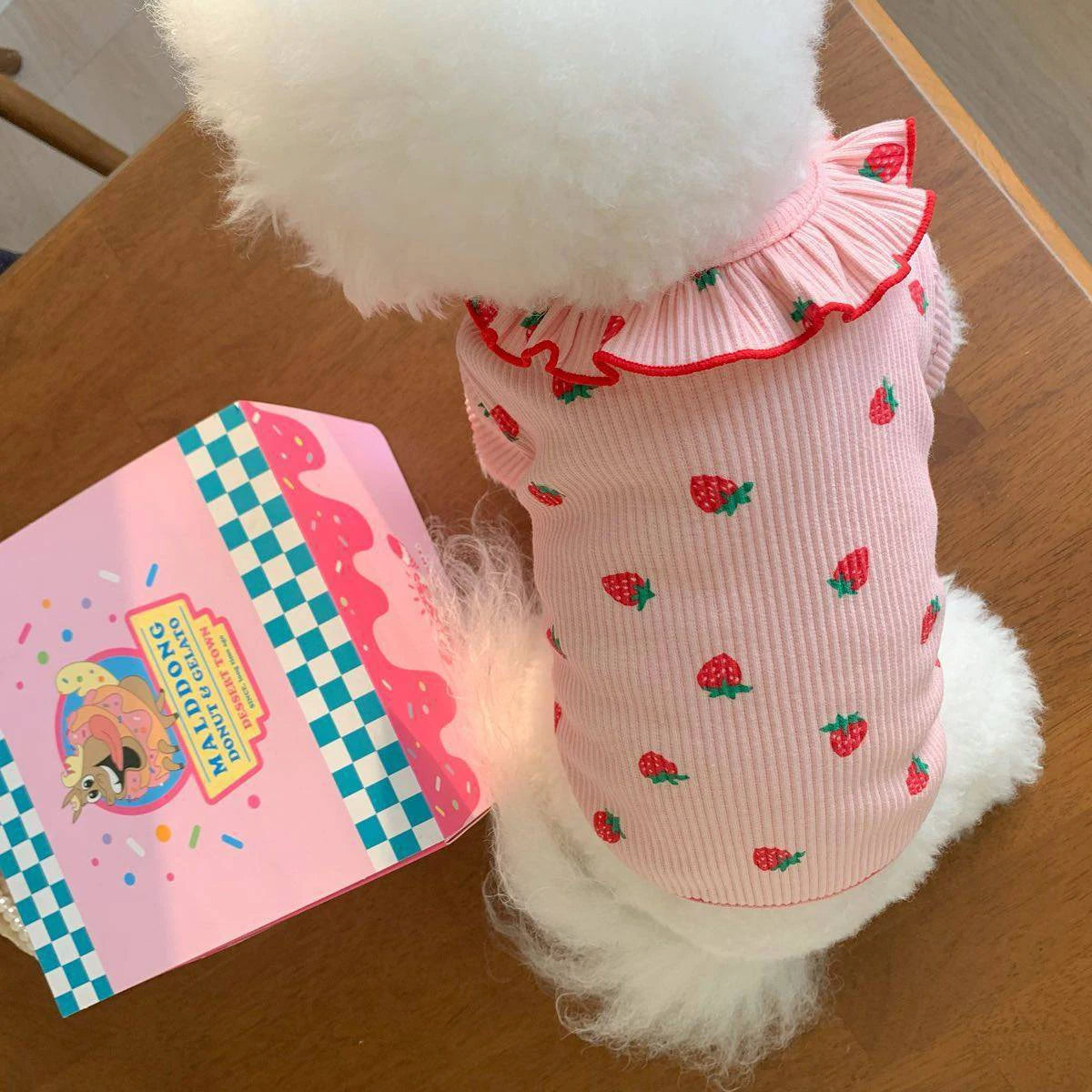 El chaleco de verano con volantes y fresas de Fur
